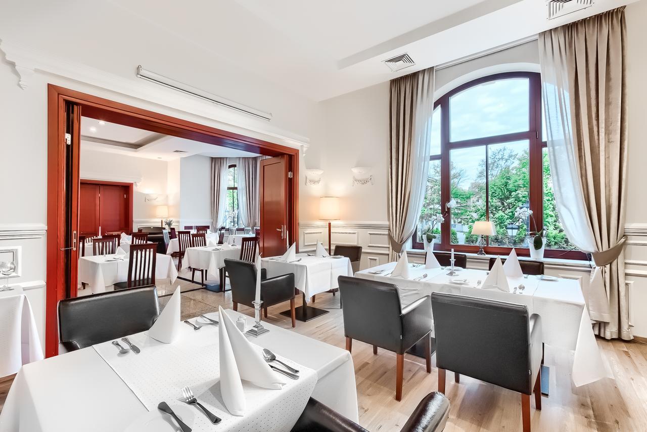 Hotel Atrium شتشيتسين المظهر الخارجي الصورة